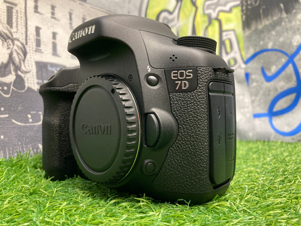 Canon EOS 7D Новый