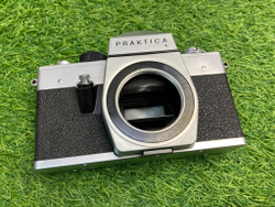 Praktica L + Oreston 50mm 1.8