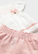 топ с шортами