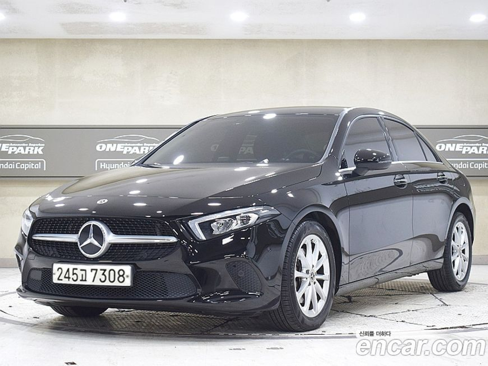 Mercedes-Benz A-Class W177 A220 Sedan (06.2020)