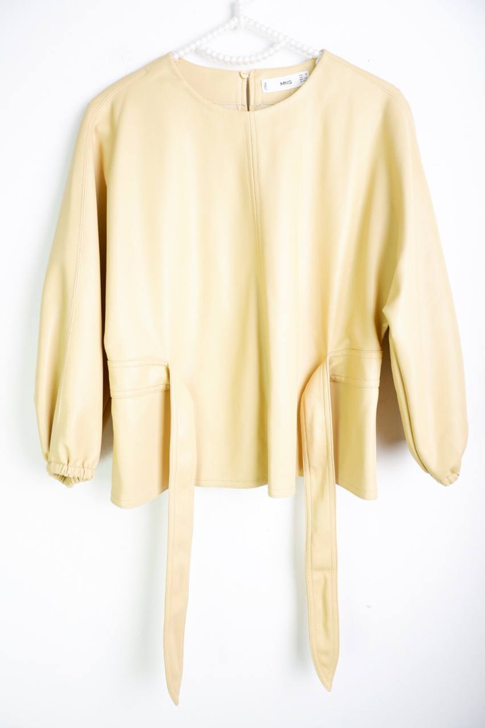 Кофта Mango из эко кожи, маркировка XS, визуально 42 размер