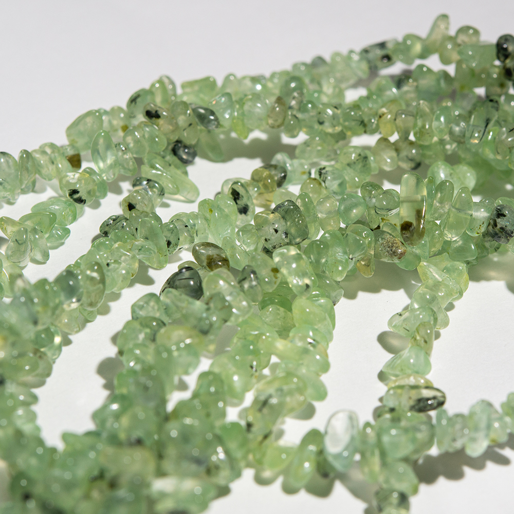 Пренит натуральный, фриформ, 4-9мм