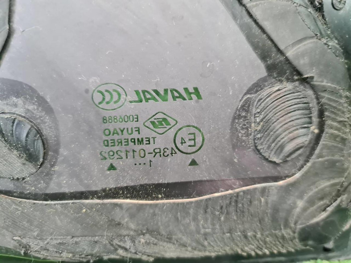 Форточка задняя правая Haval F7x (2019-2024)
