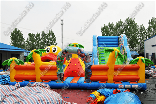 Большая надувная горка "Братство пиратов с роботом" 12*12*7 м