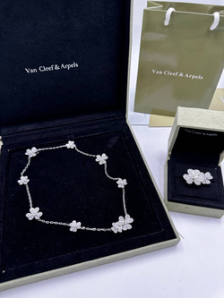 Колье Van Cleef & Arpels