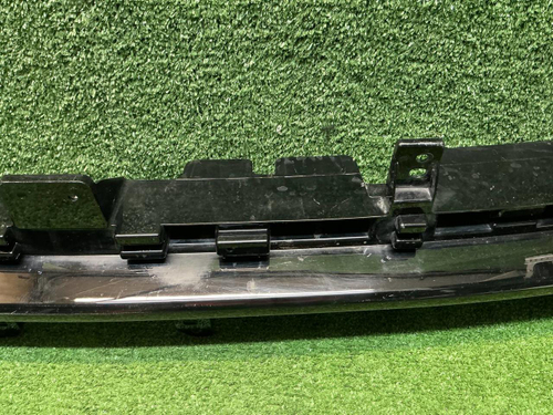 Накладка решетки радиатора Haval H3 (2024-н.в.)