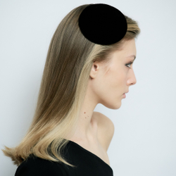 Полушляпка в форме таблетки