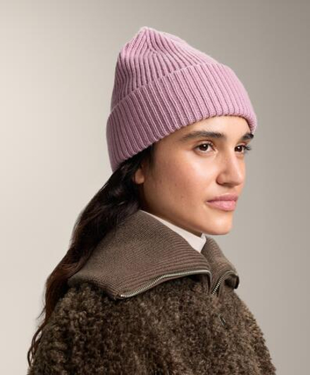 Oysho Вязаная шапка с помпоном из смесовой шерсти, розовый