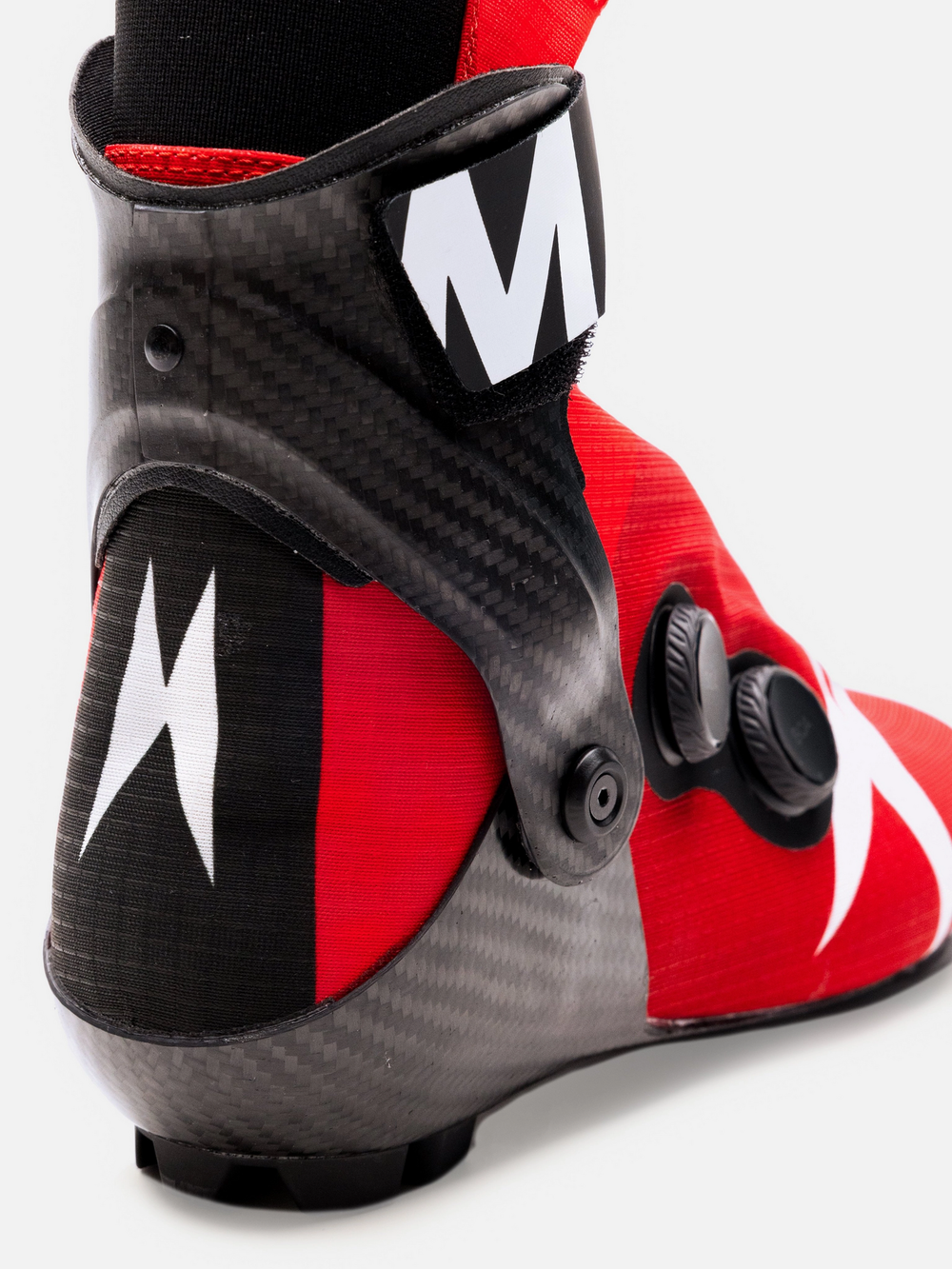 Профессиональные лыжные ботинки Madshus Redline BOA® SKATE (2025/2026) для конькового хода