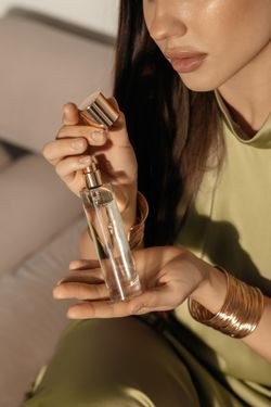 Hysqia Парфюмерная вода 50 мл