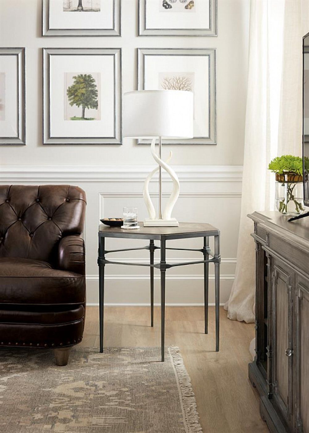 Ламповый столик "Вудлэндс"