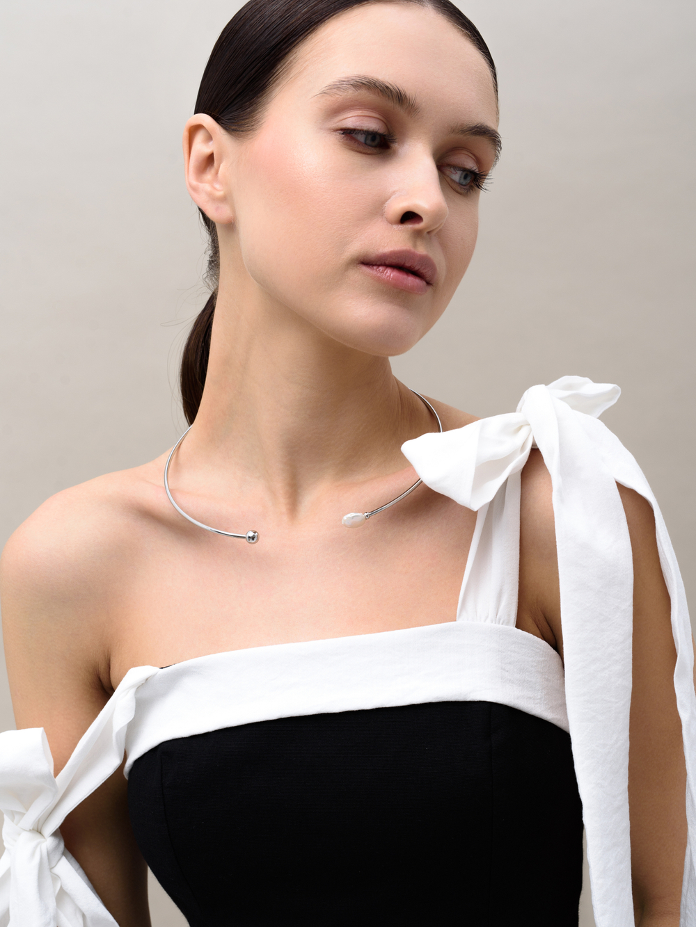 Обруч "Two pearls" Silver