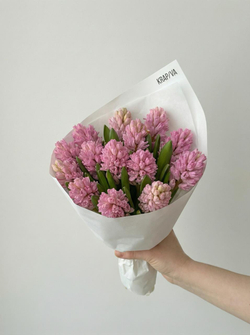 монобукет из гиацинтов купить в Москве