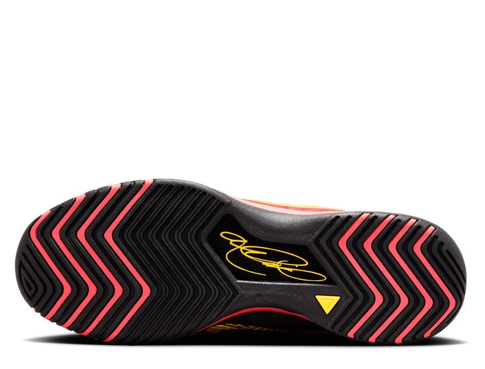 Баскетбольные кроссовки  Nike LeBron NXXT Genisus "Bright Crimson"