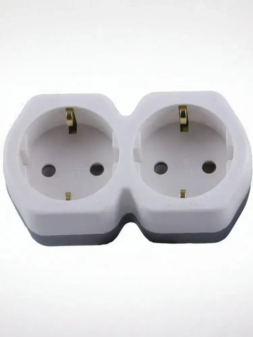 Разветвитель сетевой 2-местный с/з STEKKER ADP16-12-20, 250V,16A, ABS огнеустойчивый пластик, белый/серый, 32870