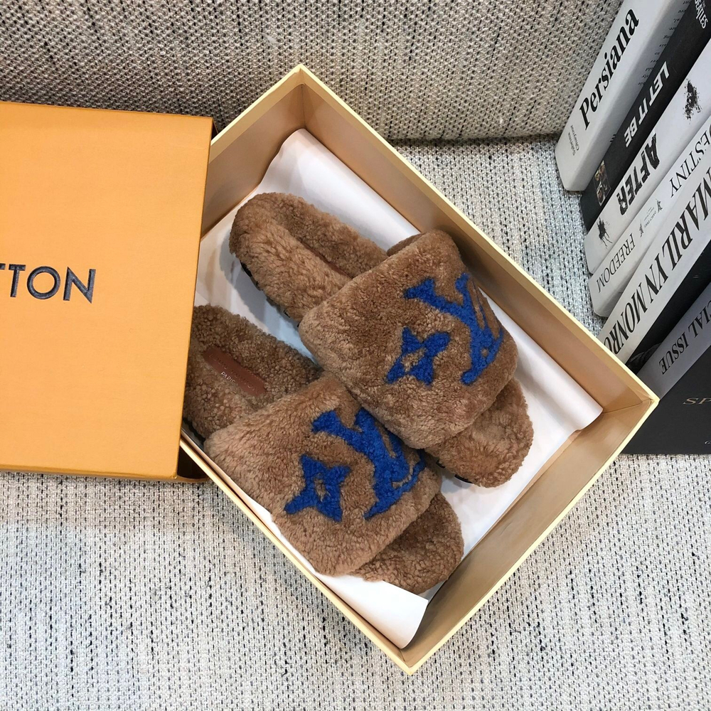 Louis Vuitton Paseo Flat Comfort Mule