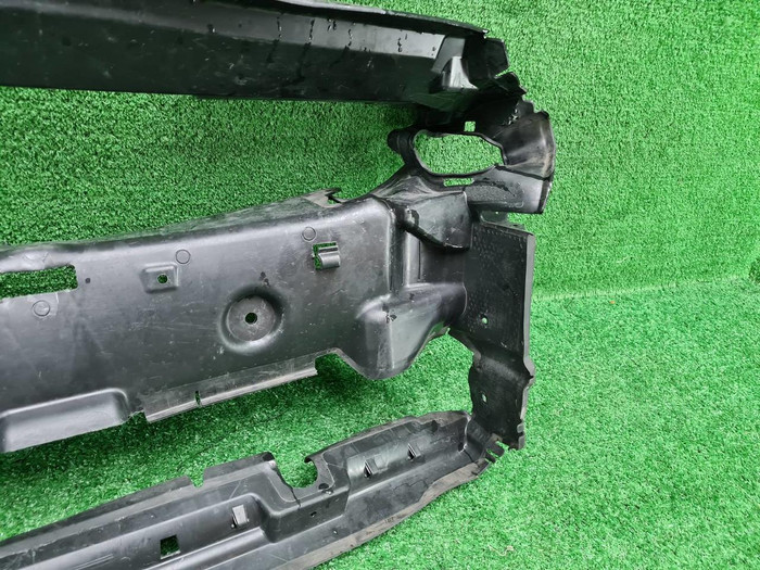 Воздуховод радиатора BMW 3er G20 (2018-2022)