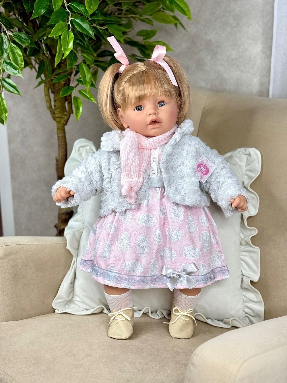 Кукла Berbesa мягконабивная 62см Dulzona (8043S)