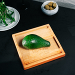 Деревянная менажница из кедра для подачи блюд и закусок с гравировкой "Never stop dreaming"