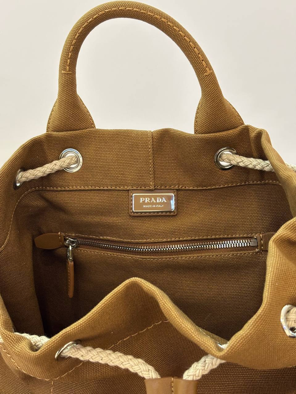 Рюкзак Prada