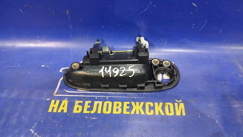 Ручка двери передней правой внешняя TOYOTA RAV4 1994-1999