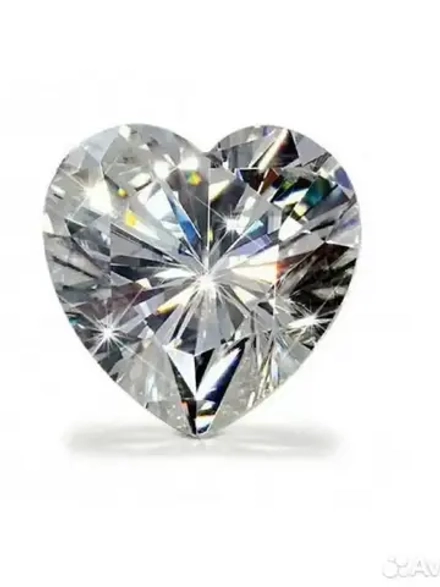 Муассанит "Сердце" 2 сt D/VVS1