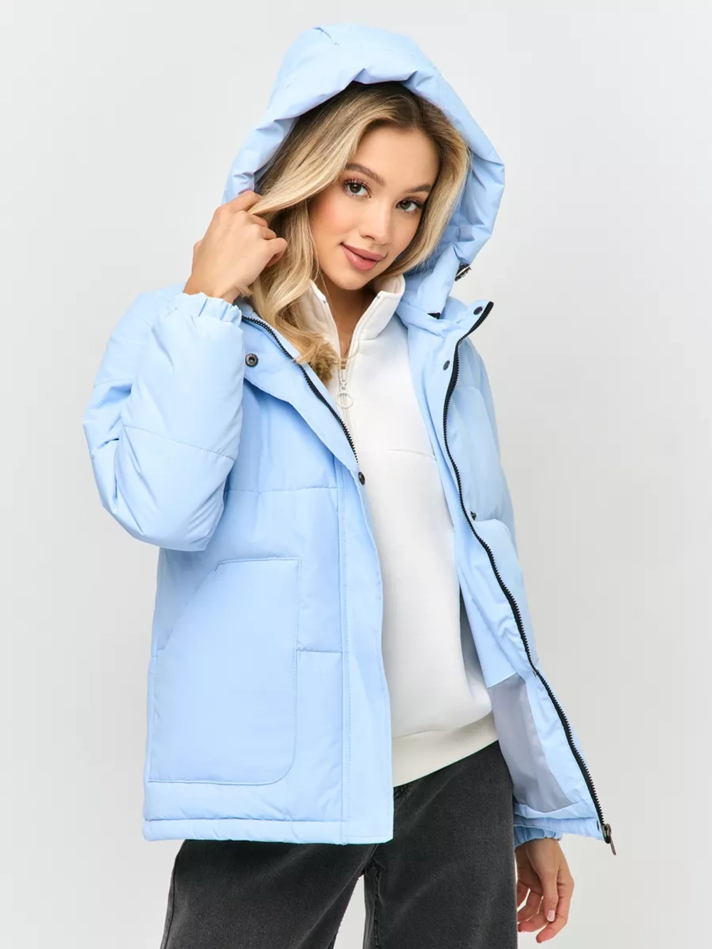 Куртка короткая весна с капюшоном