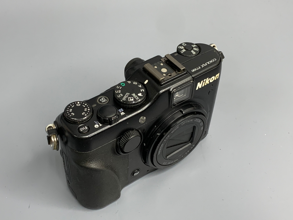 Nikon P7100 Не включается