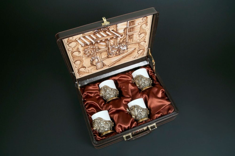 Набор чашек для кофе "Трофейный" 4 шт. в подарочном кейсе с художественным оформлением