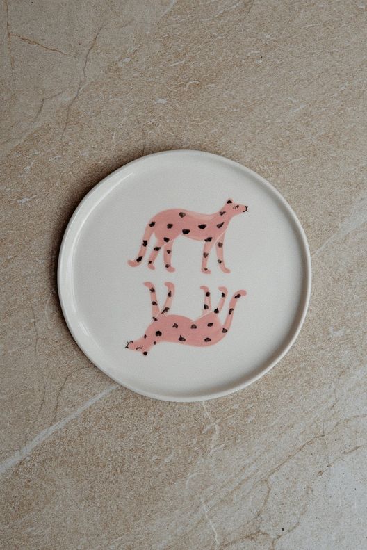 Тарелка розовая, леопард / insense