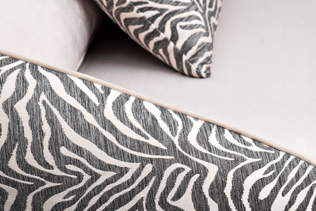 Диван трехместный Garda Decor Palazzo бежевый велюр с принтом механизм пума