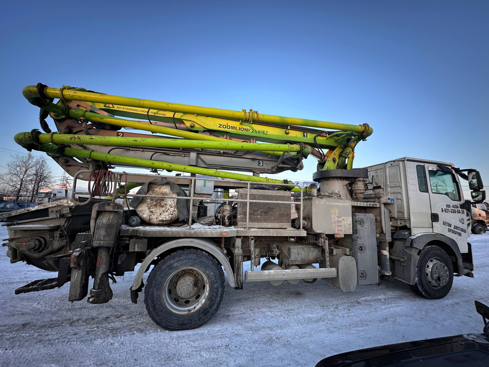 Howo T5G 4x2 Автобетононасос UMCSB3 (Дизельный, 6.9 л, 280 л.с. МТ)