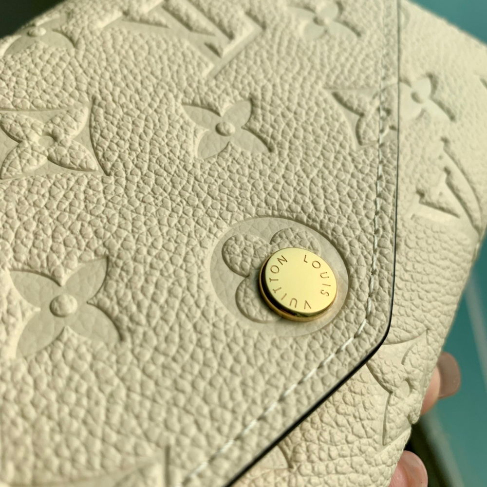 Louis Vuitton Sarah Wallet