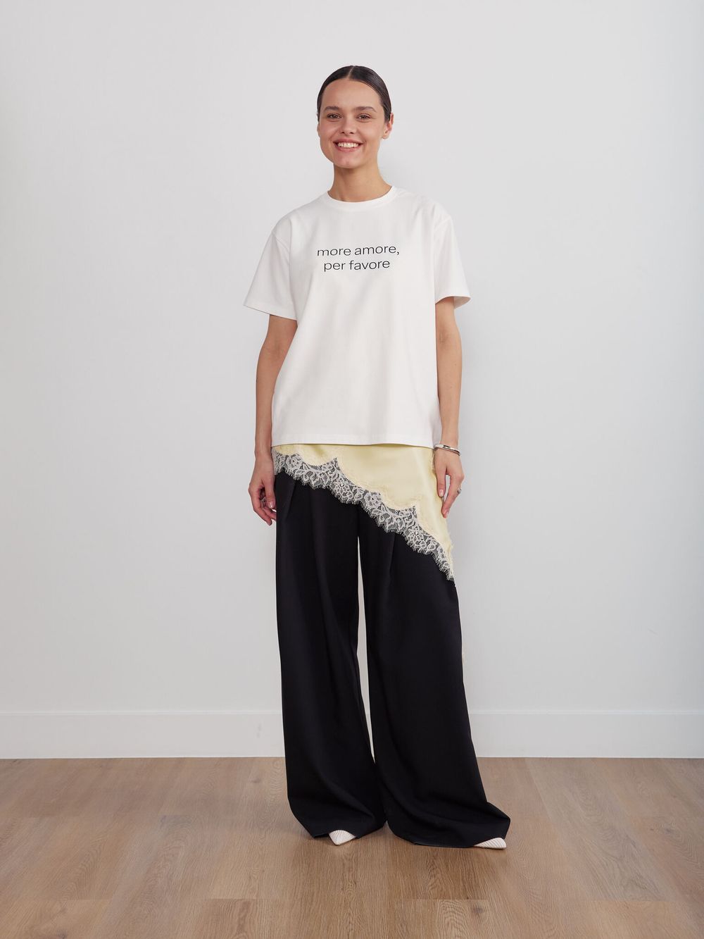 ФУТБОЛКА «MORE-AMORE»