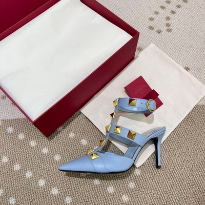 Valentino Garavani Roman Stud 8.5 cm
