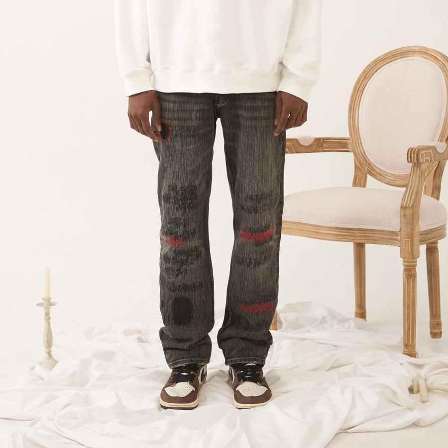 Джинсы ER "Distress" Straight Fit Jeans