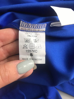 Платье Aleksandra Kazakova красивого цвета, маркировка S, визуально на 44 размер, новое