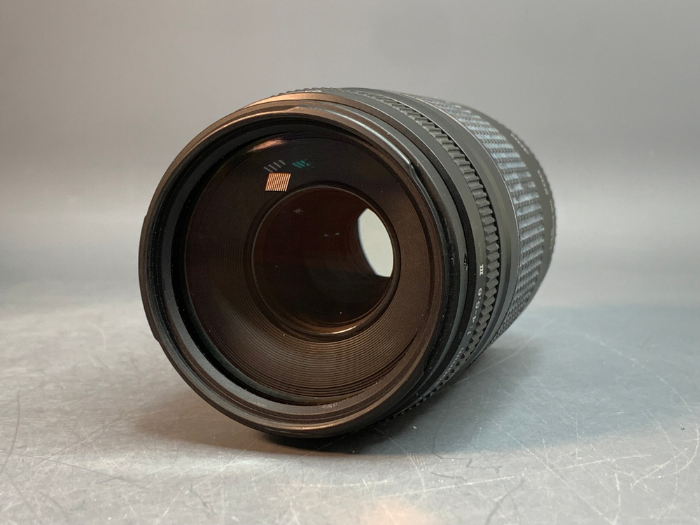 Canon EF 75-300mm 4-5.6 III