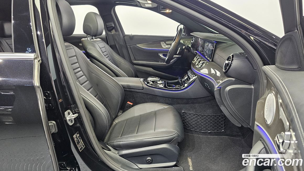 Mercedes-Benz E-Class W213 E350 4MATIC AMG Line (09.2019)