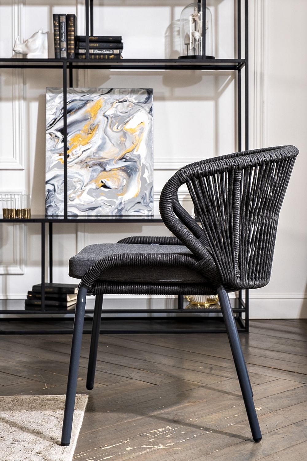 "Венето" обеденная группа на 4 персоны со стульями "Милан", каркас темно-серый, роуп темно-серый