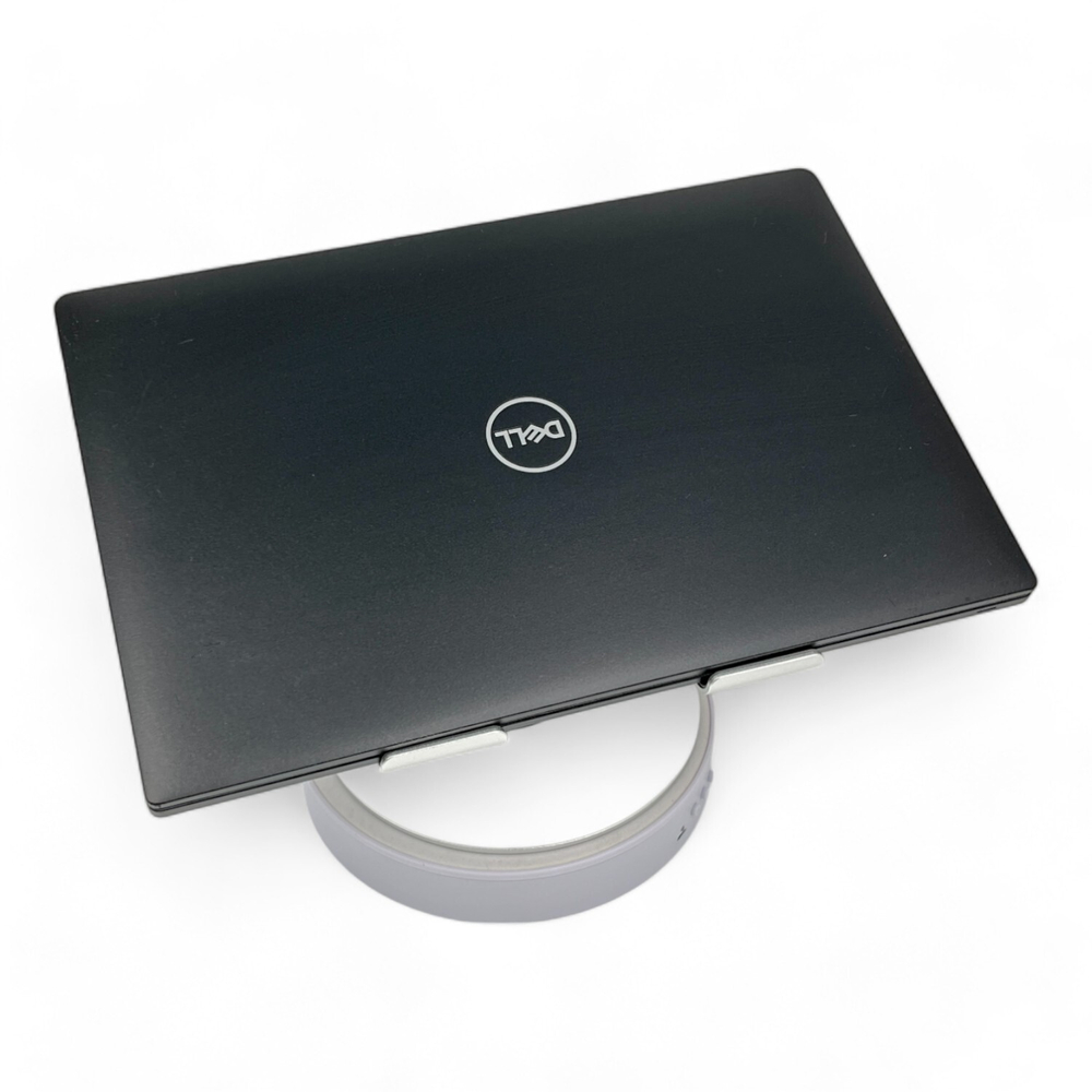Latitude 7490