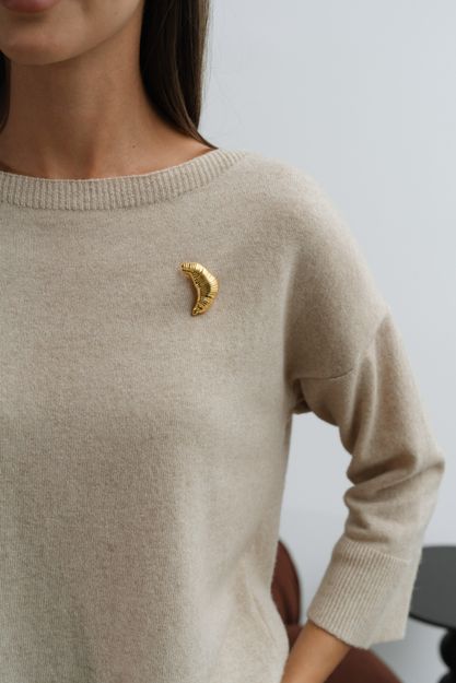 золотистый