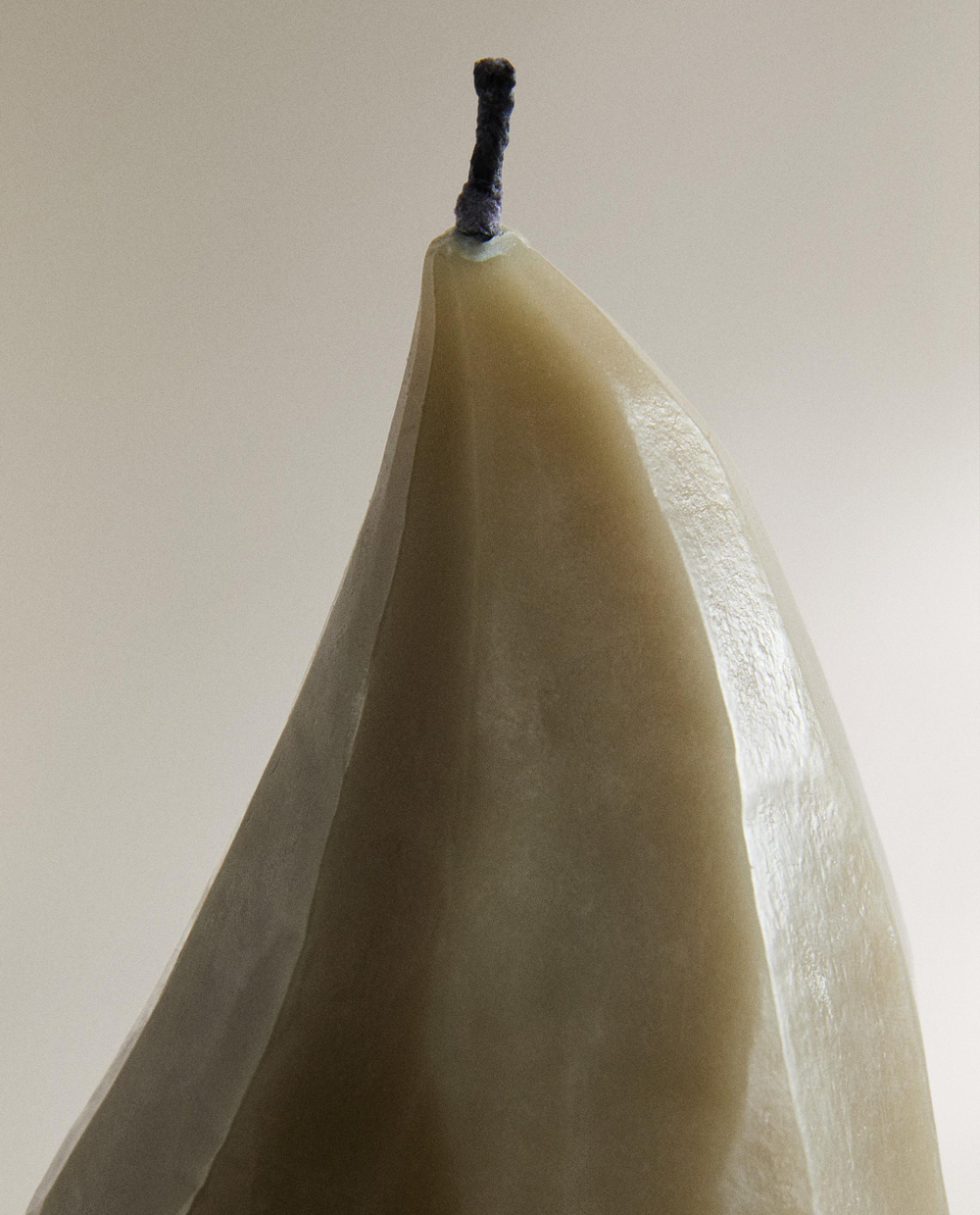 Декоративная свеча Zara Home, 16х9х9 см, зелёный, 6366/065