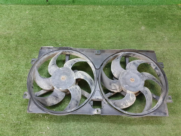 Диффузор с вентиляторами Chevrolet Niva (2009-2020)