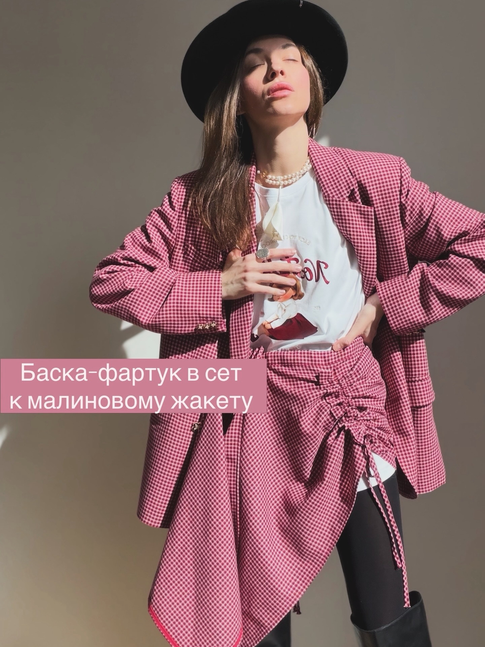 Жакет двубортный малиновый из шерсти