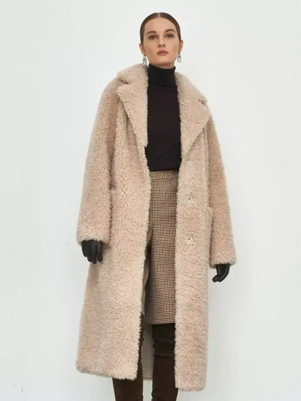 Шуба женская чебурашка тедди пальто из шерсти мериноса, бежевая, SilverFox