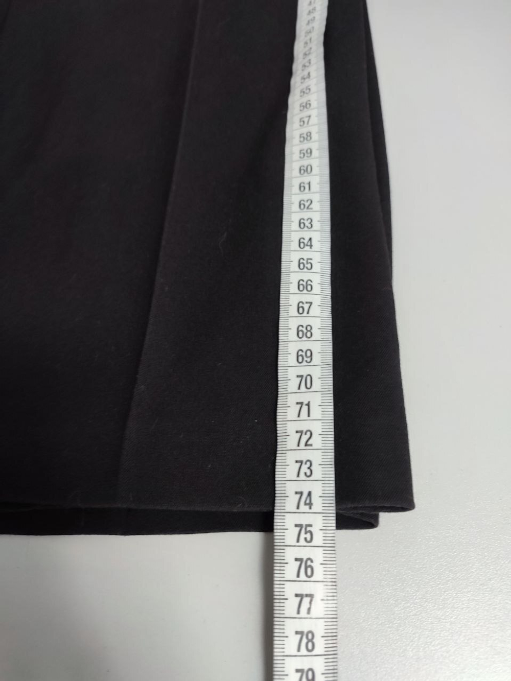 Брюки черные стильные 44 размер