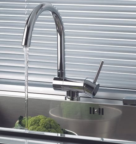 Смеситель для кухни Ritmonio Apogeo с опрокидывающимся изливом, хром E0CU40CRL