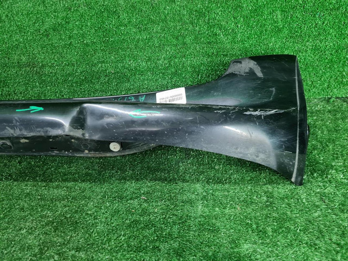 Накладка порога правая Toyota Land Cruiser 200 (2015-2021)