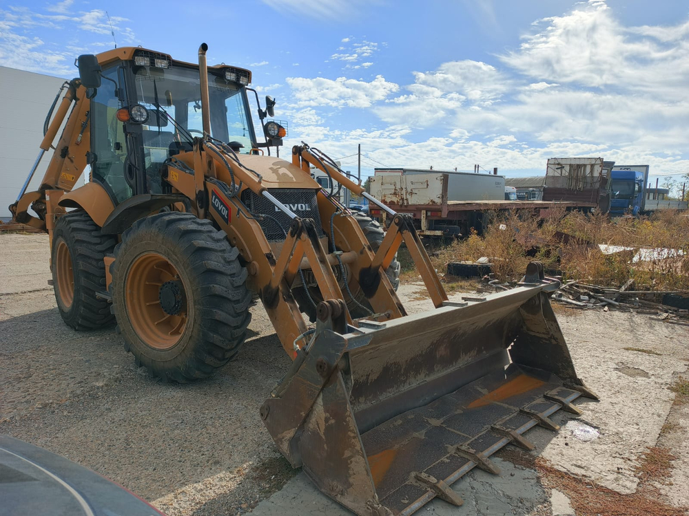 Lovol FLB468 Экскаватор-погрузчик FLB468 (Дизельный, 4,5 л, 101 л.с., АТ)